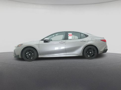 New 2026 Toyota Camry SE image 19