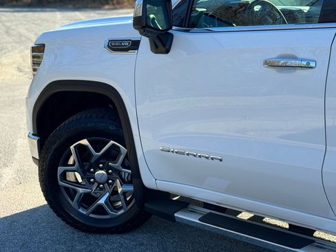 New 2026 GMC Sierra 1500 SLT w/ SLT Premium Plus Package image 8