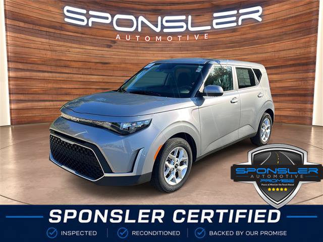 Used 2025 Kia Soul LX w/ LX Technology Package FWD image 1