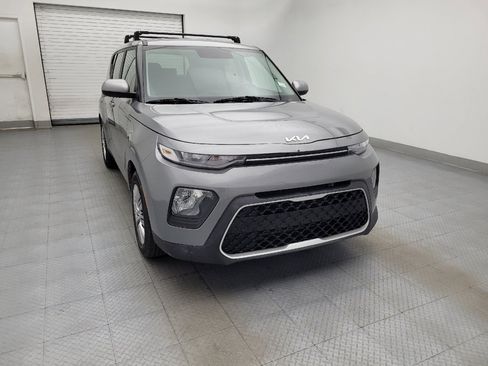 Used 2022 Kia Soul LX image 14