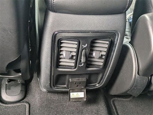 Used 2020 Jeep Grand Cherokee Altitude image 29