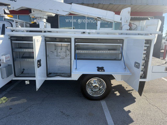 Used 2019 Ford F550 4x4 Regular Cab Super Duty image 19