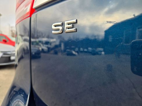 Used 2018 Volkswagen Atlas SE image 24