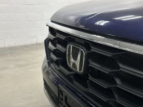 Used 2025 Honda Pilot EX-L image 30