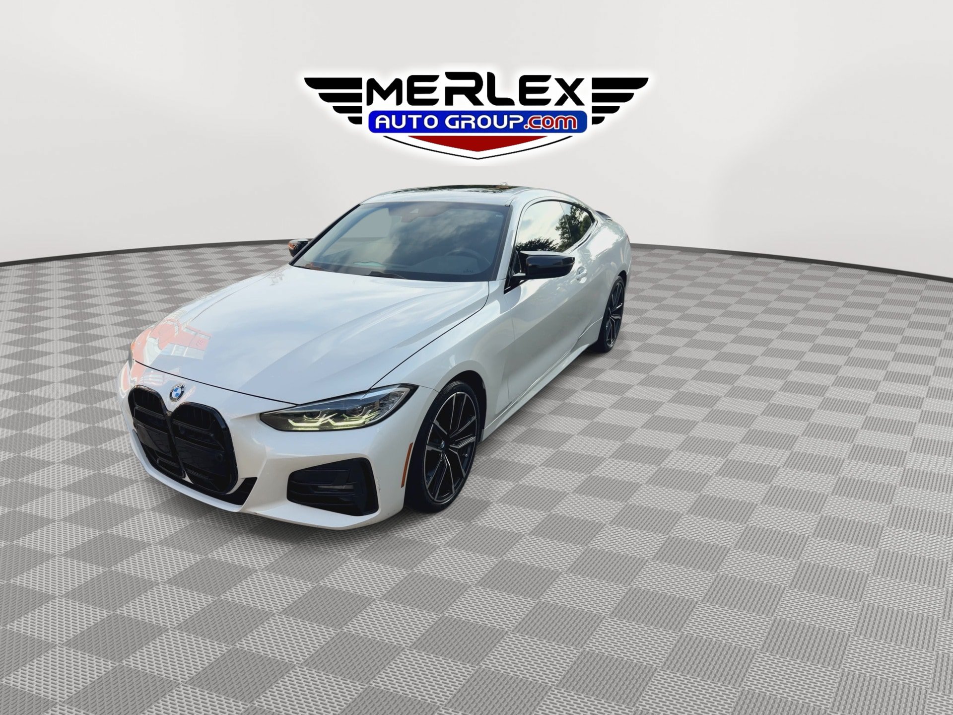 Used 2021 BMW 430i Coupe w/ M Sport Package RWD image 3