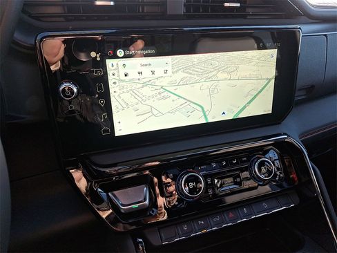 New 2026 GMC Sierra 2500 AT4 w/ AT4 Premium Plus Package image 12