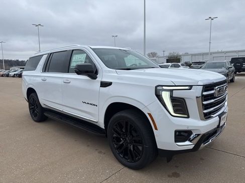 New 2026 GMC Yukon XL Elevation AWD/4WD image 1