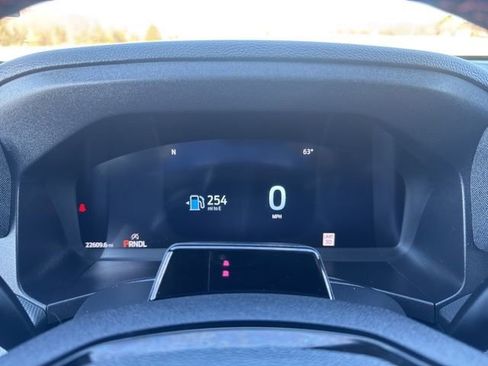 Used 2025 Ford Explorer ST-Line w/ ST-Line Street Pack image 15