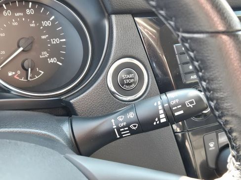 Used 2022 Nissan Rogue Sport SL image 19