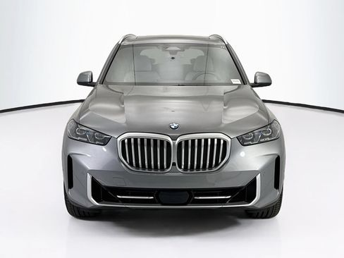 Used 2024 BMW X5 xDrive40i w/ Premium Package AWD/4WD image 2