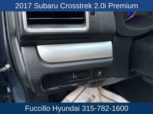 Used 2017 Subaru Crosstrek 2.0i Premium image 13
