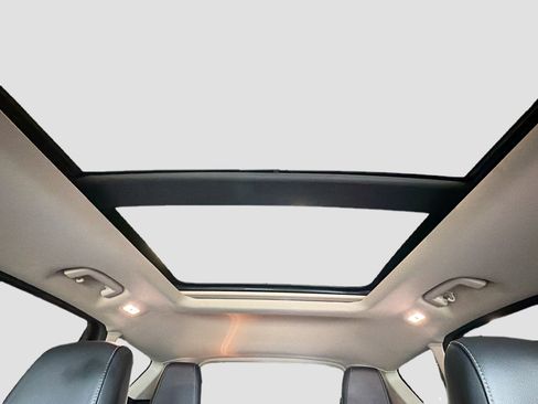 Used 2019 Ford Escape Titanium AWD/4WD image 26