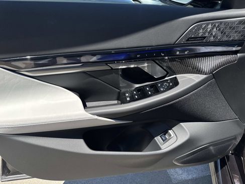 New 2026 BMW M5 w/ Carbon Package image 15