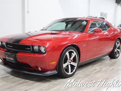 Used 2011 Dodge Challenger SRT8 w/ SRT Option Group II RWD image 7