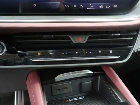 New 2026 Buick Envision Sport Touring AWD/4WD image 33