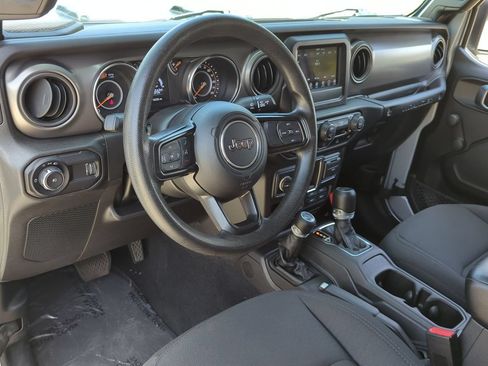 Used 2023 Jeep Wrangler Sport AWD/4WD image 10