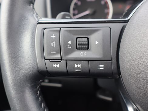 Used 2023 Nissan Rogue SL w/ SL Premium Package AWD/4WD image 16