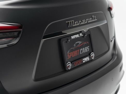 Used 2022 Maserati Ghibli Trofeo image 63