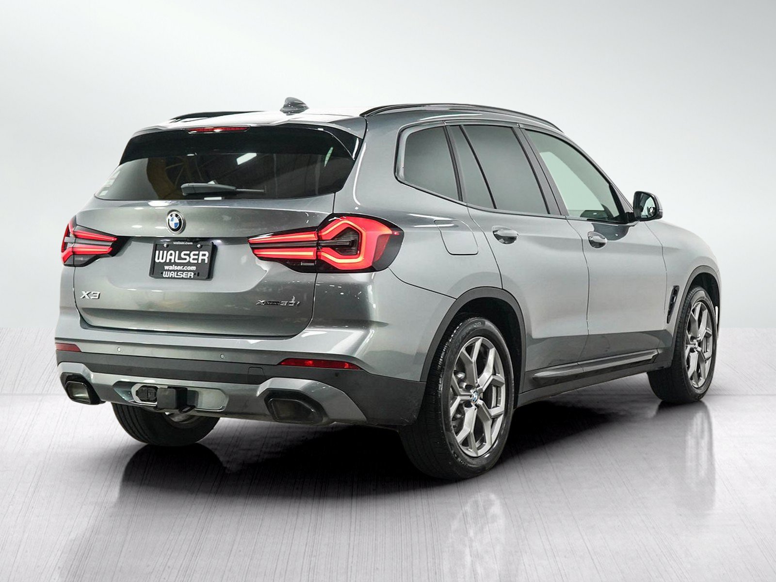 Used 2023 BMW X3 xDrive30i AWD/4WD image 5