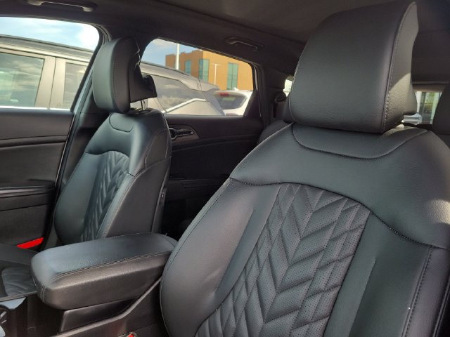 Certified 2024 Kia Sportage X-Pro Prestige AWD/4WD image 19