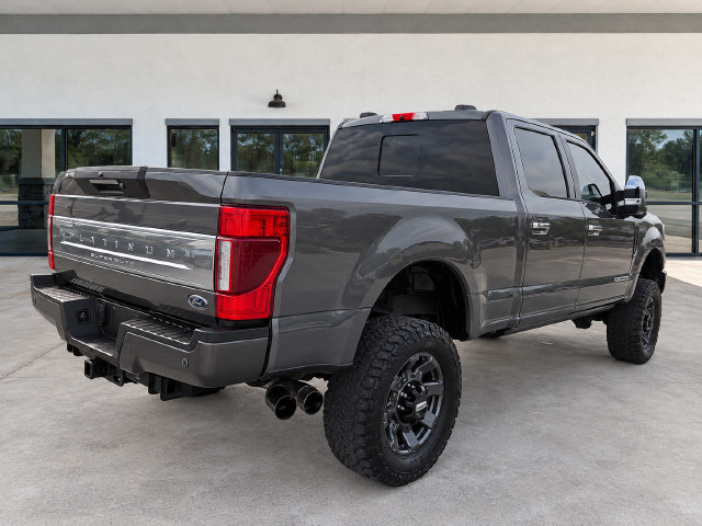 Used 2022 Ford F250 Platinum AWD/4WD image 2