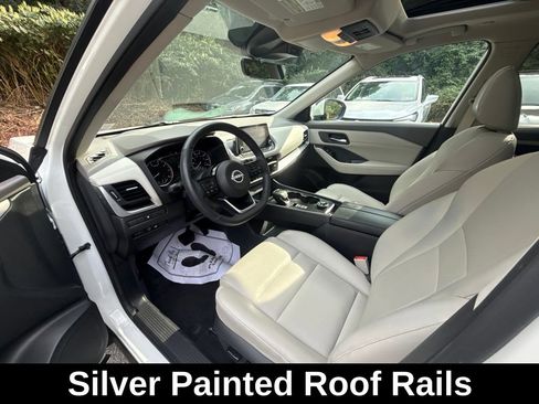 Used 2023 Nissan Rogue SV w/ SV Premium B Package AWD/4WD image 14