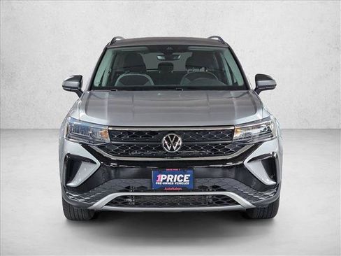 Used 2024 Volkswagen Taos S FWD image 2