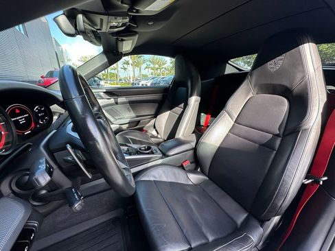 Used 2020 Porsche 911 Carrera S image 5