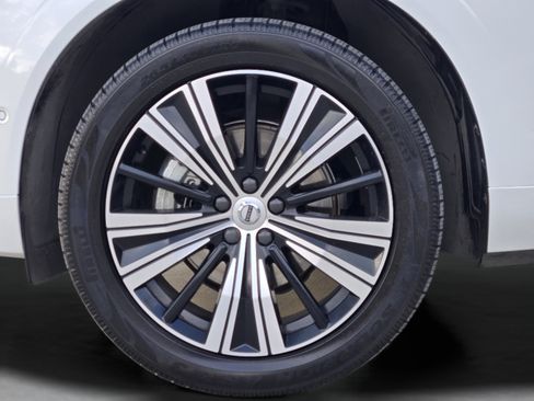 Used 2022 Volvo XC60 B5 Inscription w/ Advanced Package AWD/4WD image 30