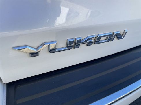 Used 2018 GMC Yukon Denali w/ Denali Ultimate Package image 33