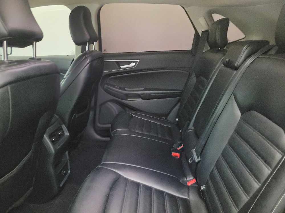 Used 2021 Ford Edge SEL AWD/4WD image 18