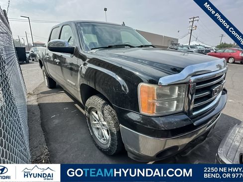 Used 2012 GMC Sierra 1500 SLE AWD/4WD image 1