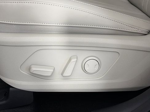 Used 2025 Kia Sorento EX image 26