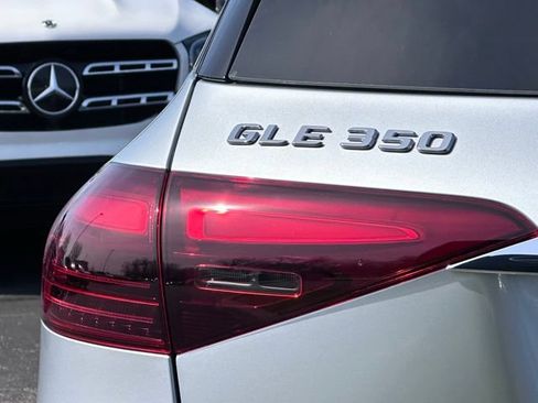 New 2026 Mercedes-Benz GLE 350 4MATIC image 9
