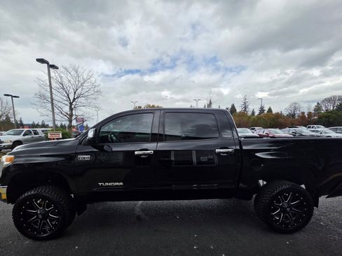 Used 2016 Toyota Tundra Limited w/ Limited Premium Package AWD/4WD image 3