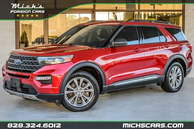 Used 2022 Ford Explorer XLT w/ Equipment Group 202A RWD image 1