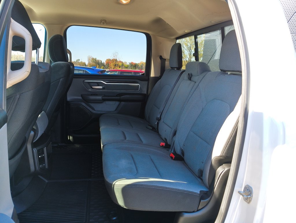 Used 2019 RAM 1500 Big Horn AWD/4WD image 9