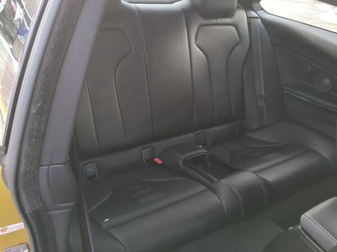 Used 2019 BMW M4 Coupe image 24