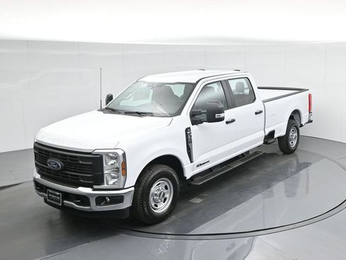 New 2026 Ford F350 XL w/ XL Chrome Package RWD image 37