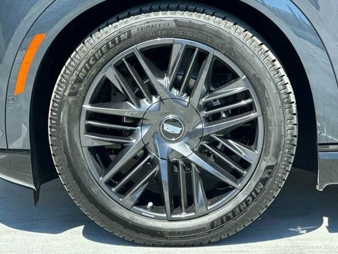 New 2025 Cadillac Escalade IQ Sport 1 w/ LPO, ONYX Package image 25