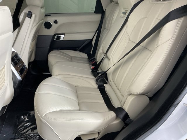 Used 2016 Land Rover Range Rover Sport HSE AWD/4WD image 27