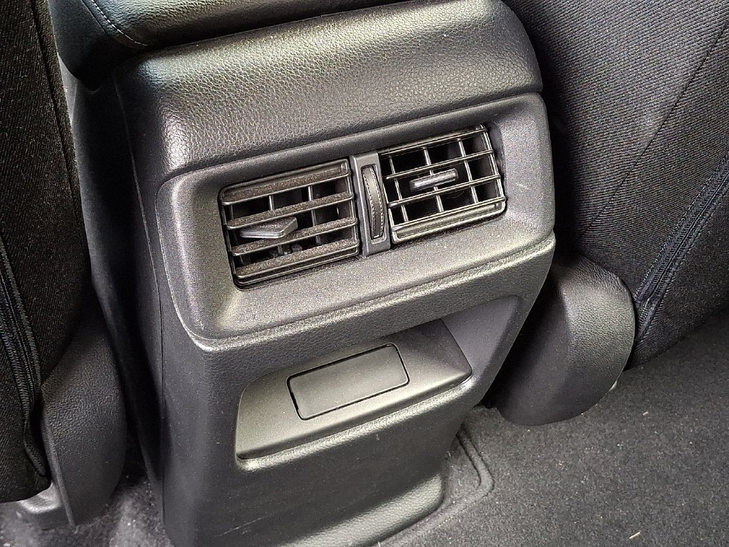 Used 2024 Honda CR-V LX image 12
