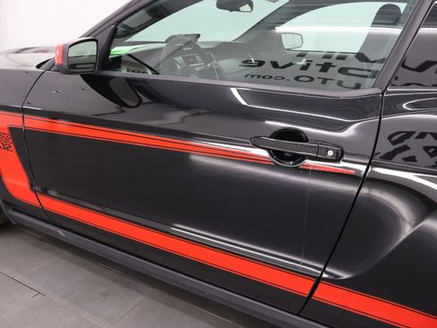 Used 2012 Ford Mustang Boss 302 RWD image 29