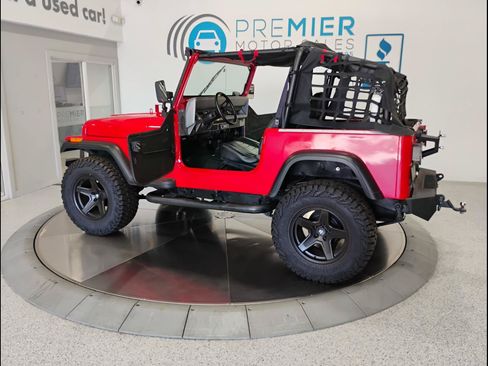 Used 1995 Jeep Wrangler Rio Grande AWD/4WD image 2
