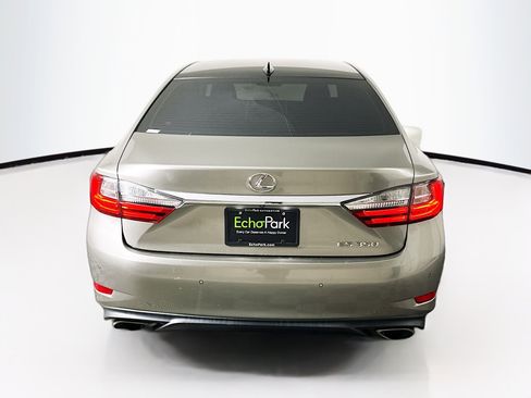 Used 2018 Lexus ES 350 w/ Navigation System Package image 7