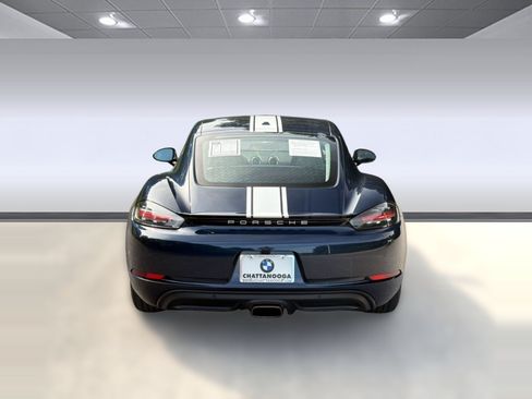 Used 2021 Porsche 718 Cayman RWD image 10