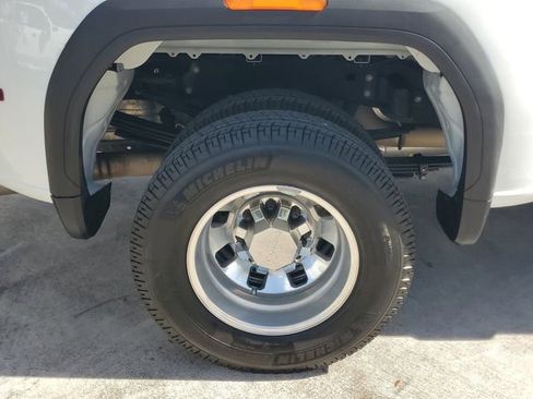 Certified 2024 GMC Sierra 3500 Denali Ultimate image 7