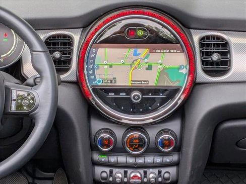 Used 2024 MINI Cooper Convertible image 10