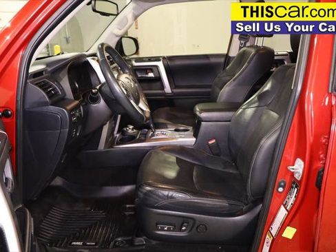 Used 2018 Toyota 4Runner Limited AWD/4WD image 27
