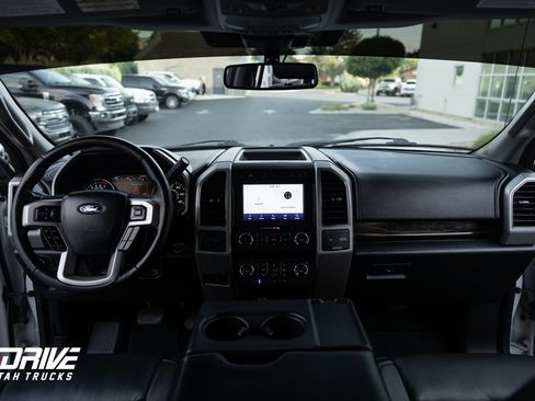 Used 2020 Ford F150 Lariat image 23